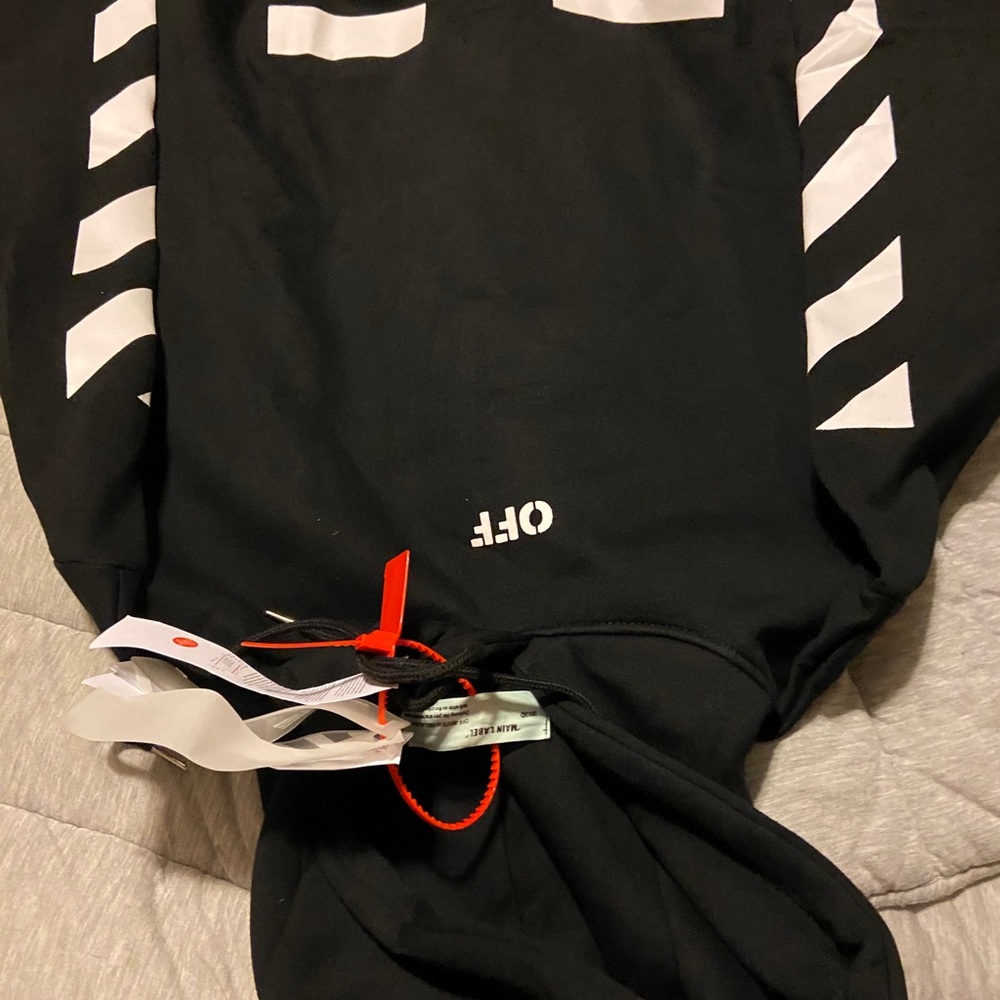 Off white rep